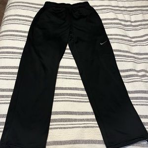 Nike Therma Fit Fleece Sweatpants Men’s Medium Black